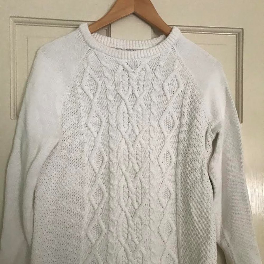 Vinyard Vines Size S Cable Neck Sweater